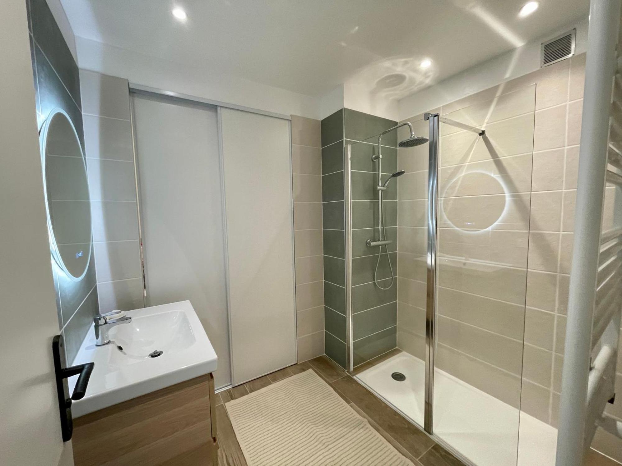 Bright Appartment With View Cagnes-sur-Mer Dış mekan fotoğraf